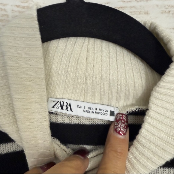 Zara Black Cream Striped Mockneck Pullover Sweater - Picture 4 of 4